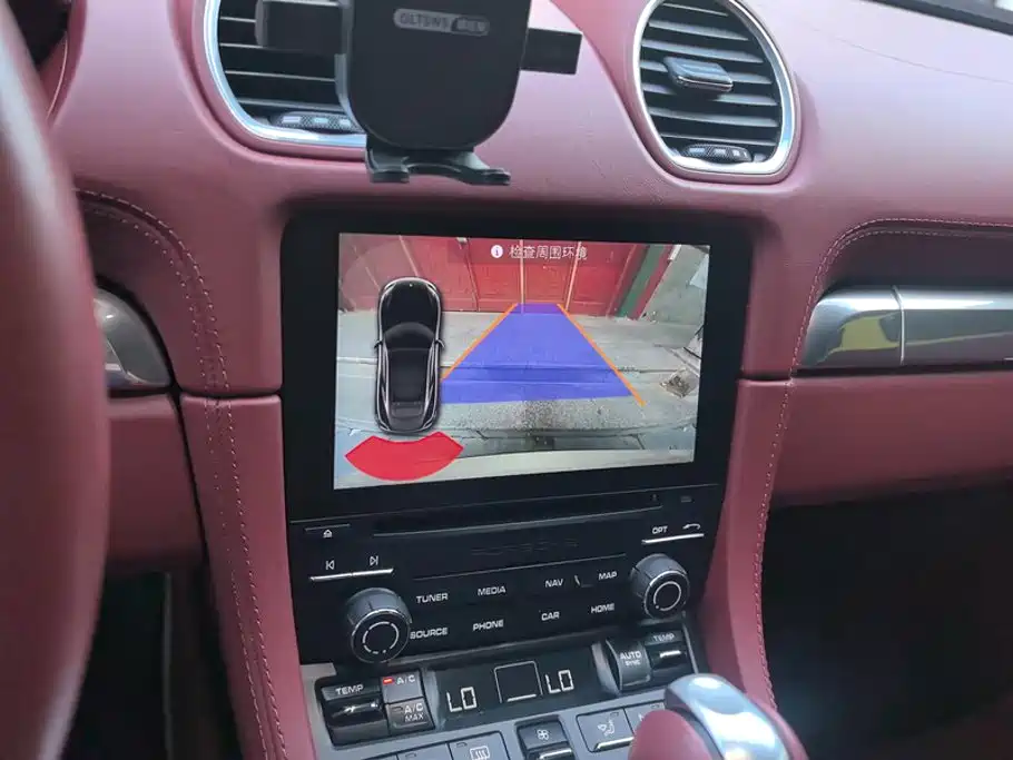 Photo 13 - Porsche 718