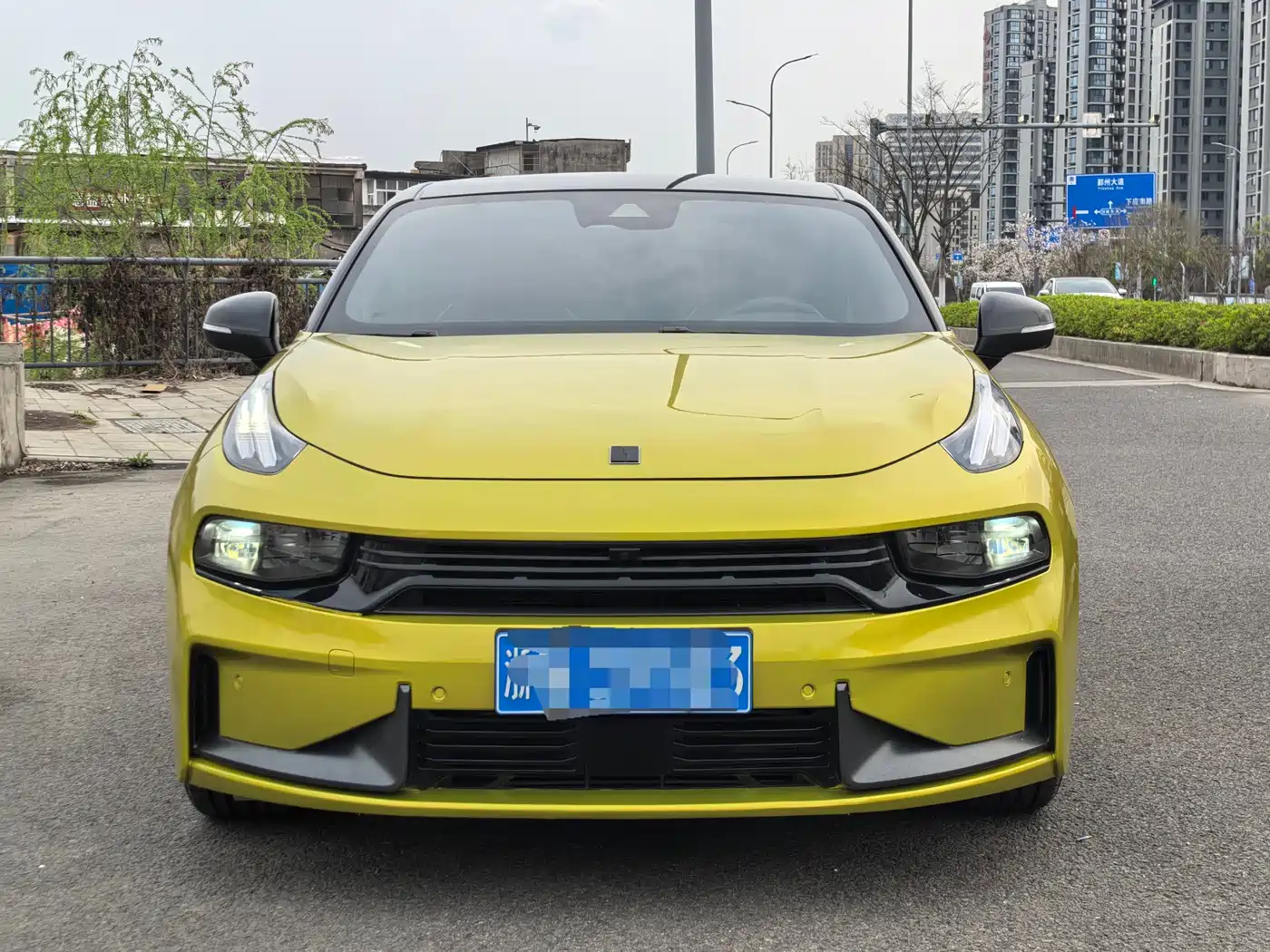 Lynk & Co 03 2022 03+ 2.0TD Auto Wind Rider Edition фото 2