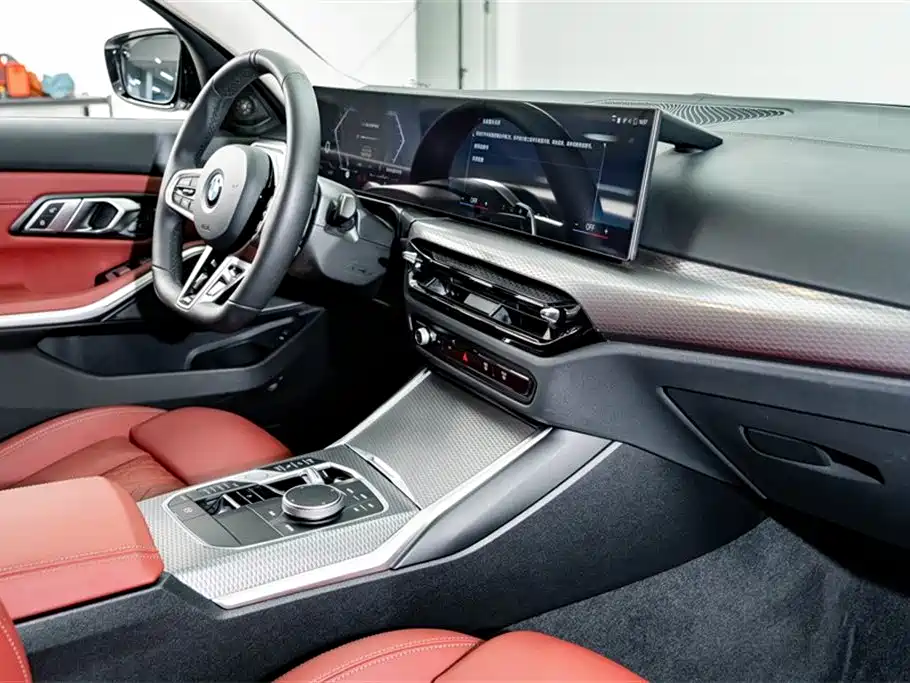BMW 3 Series 2025 330Li M Sport Night Edition фото 18