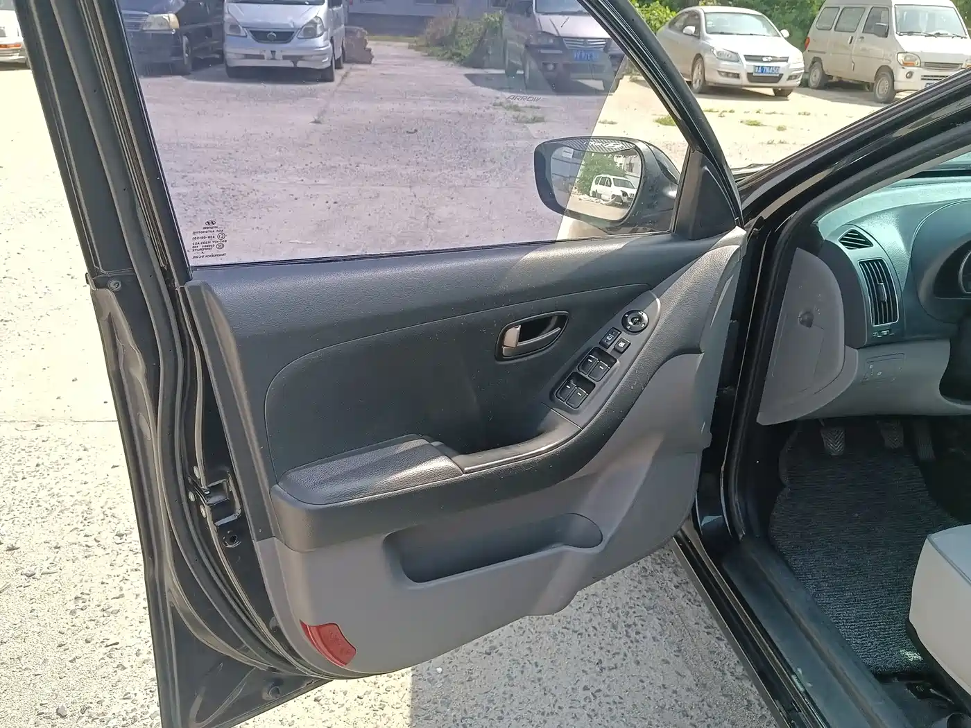 Hyundai Elantra 2011 1.6L Manual Comfort фото 6