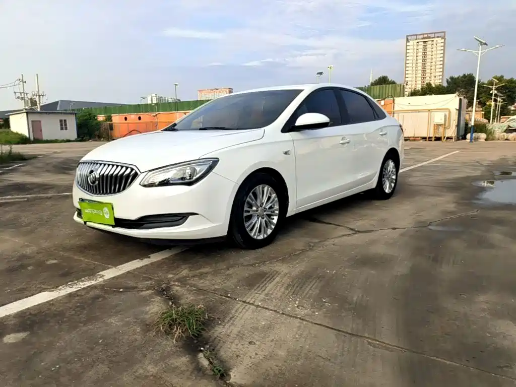 Фото 1 - Buick Excelle