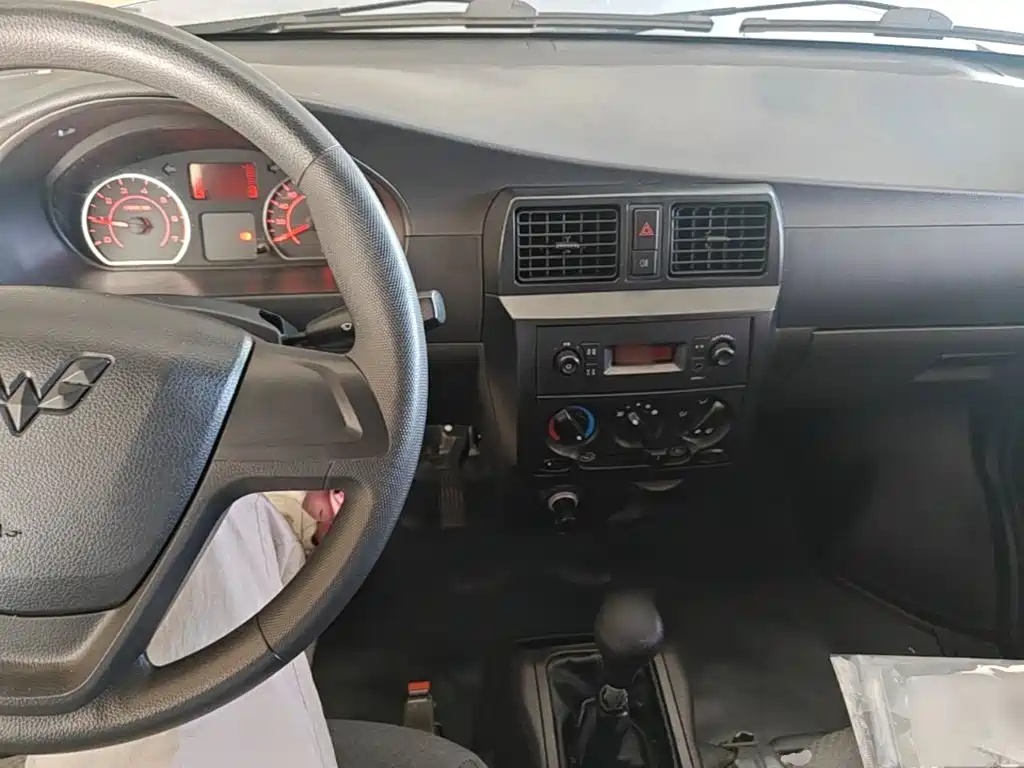 Wuling Motors Wuling Rongguang 2021 2021 1.5L Extended Basic L3C