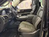 Фото 21 - Lincoln Navigator