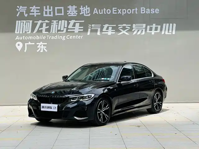 BMW 3 325i, M Спорт-пакет