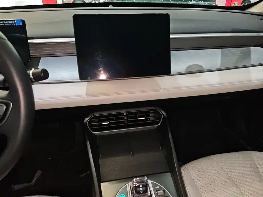 BYD Hai Bao 05 DM-i 2025 DM-i Smart Drive Edition 55KM Luxury фото 6