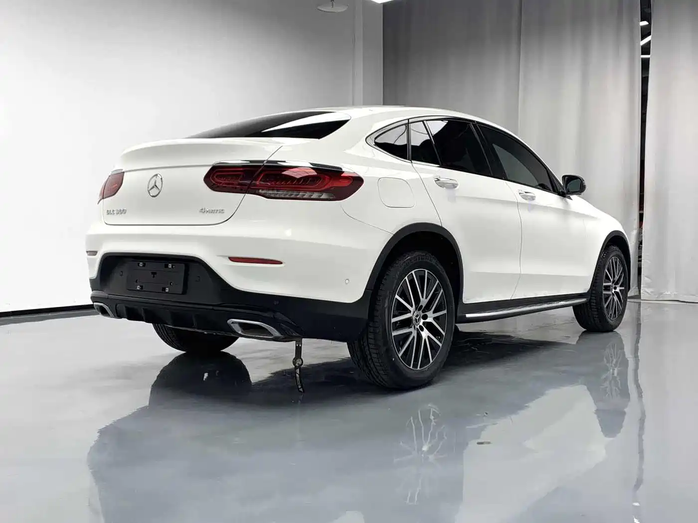 Mercedes-Benz GLC Coupe 2022 2022 GLC 300 4MATIC Coupe SUV