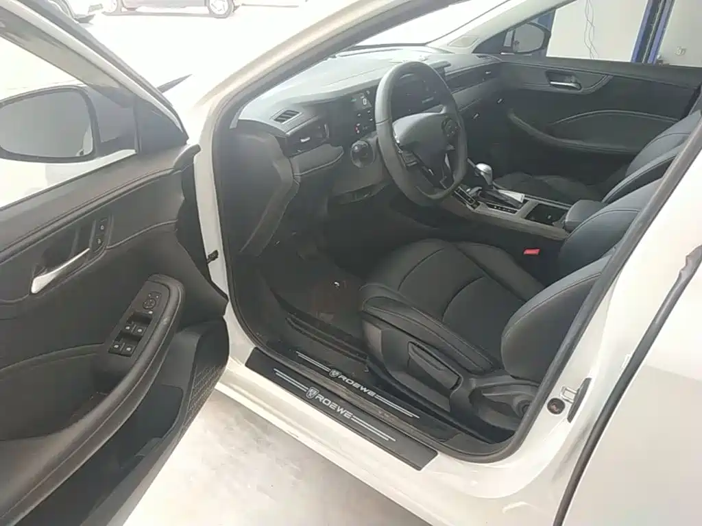 Roewe i5 2025 2024 1.5L CVT Prestige Edition