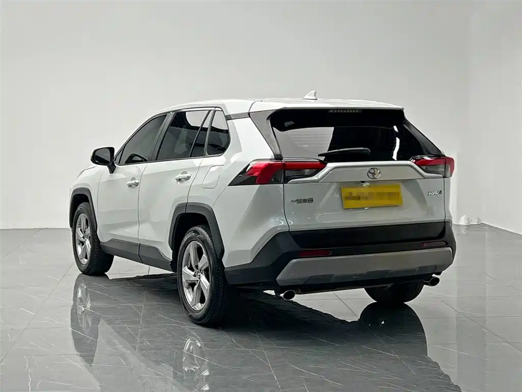 Toyota RAV4 Rongfang 2021 2.0L CVT 2WD Trend фото 4