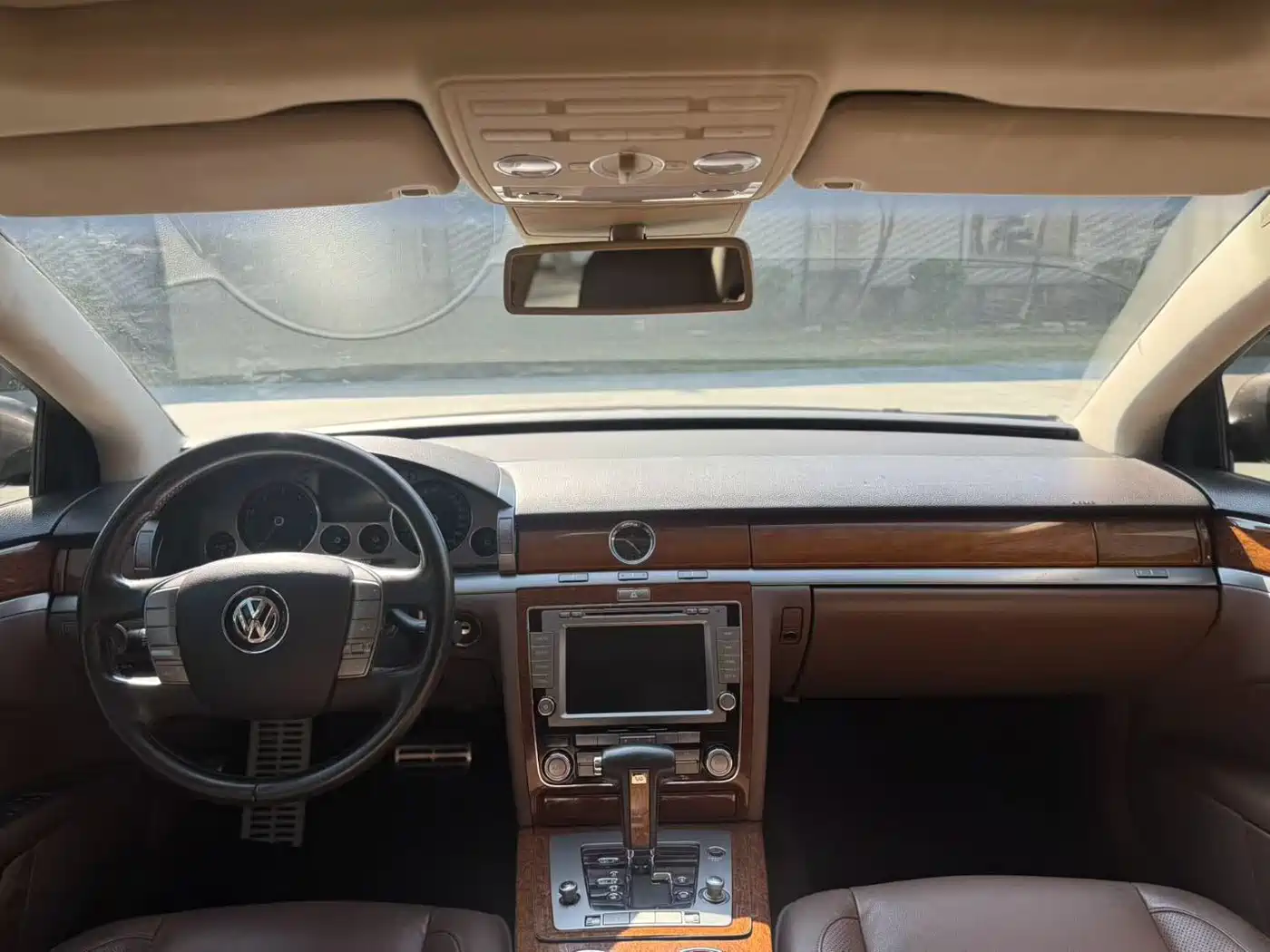 Volkswagen Phaeton 2012 3.0L Executive фото 6