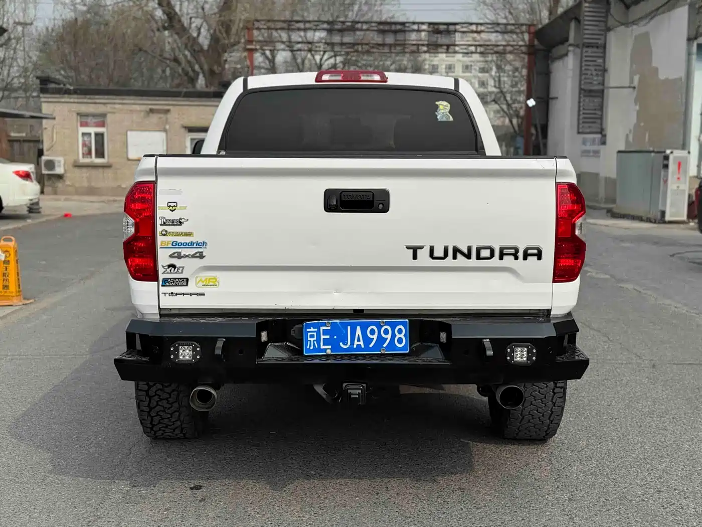 Toyota Tundra 2014 5.7L TRD Pro фото 12