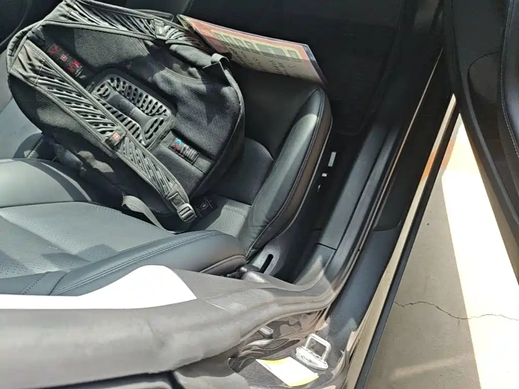 صورة 25 - Tesla Model 3