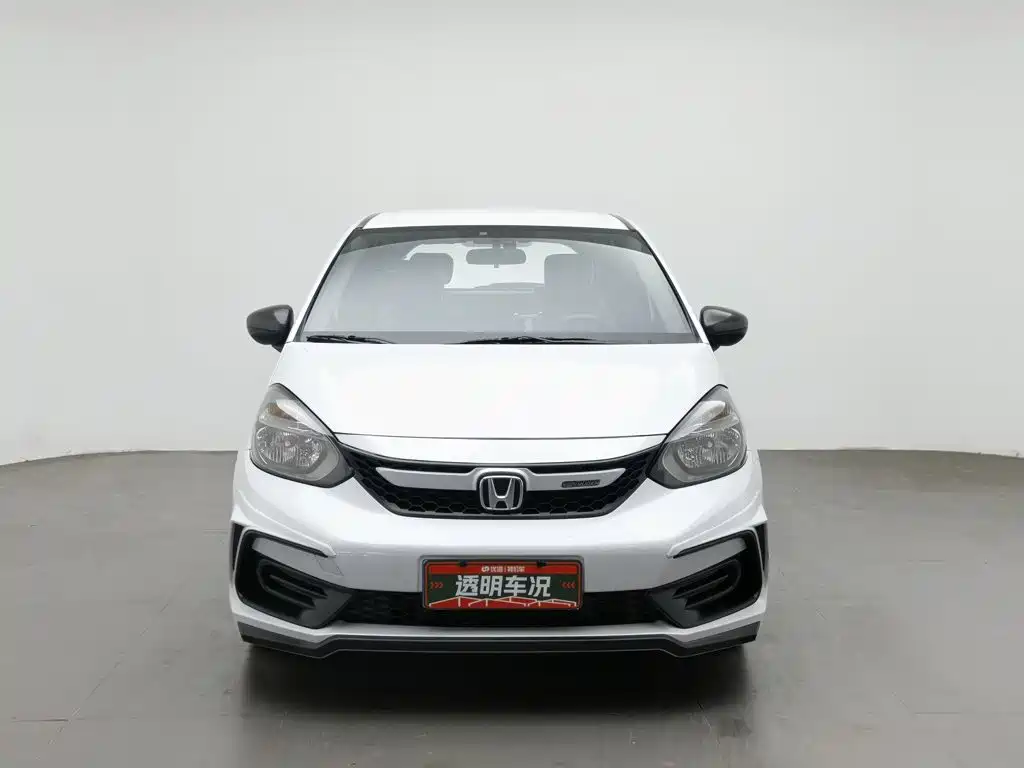 Фото 3 - Honda Fit