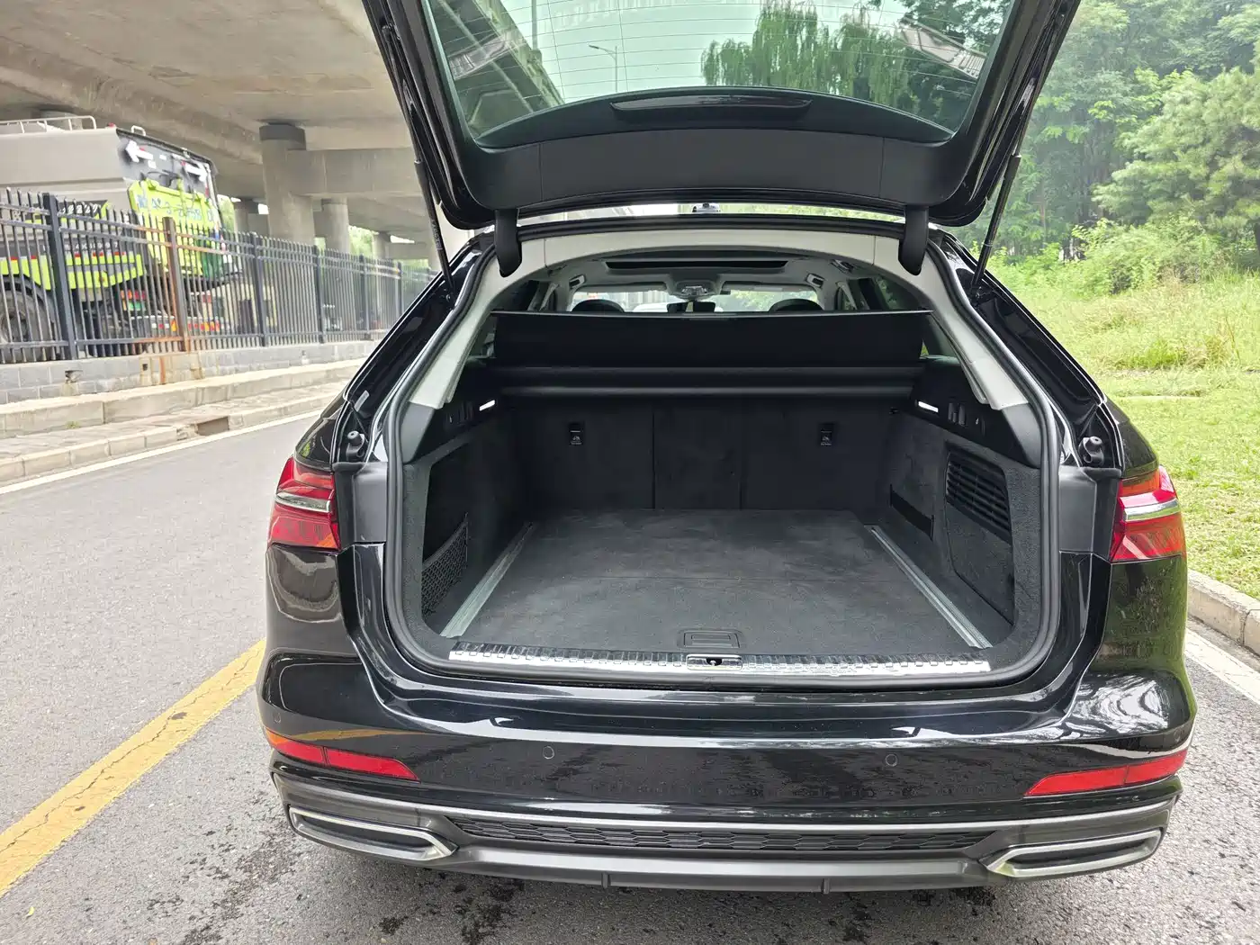 Фото 19 - Audi A6 (Import)