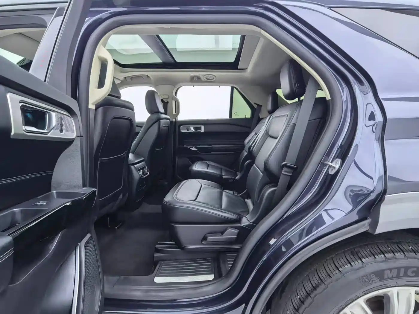 Ford Explorer 2020 2020 EcoBoost 285 AWD Titanium Edition 6-Seater