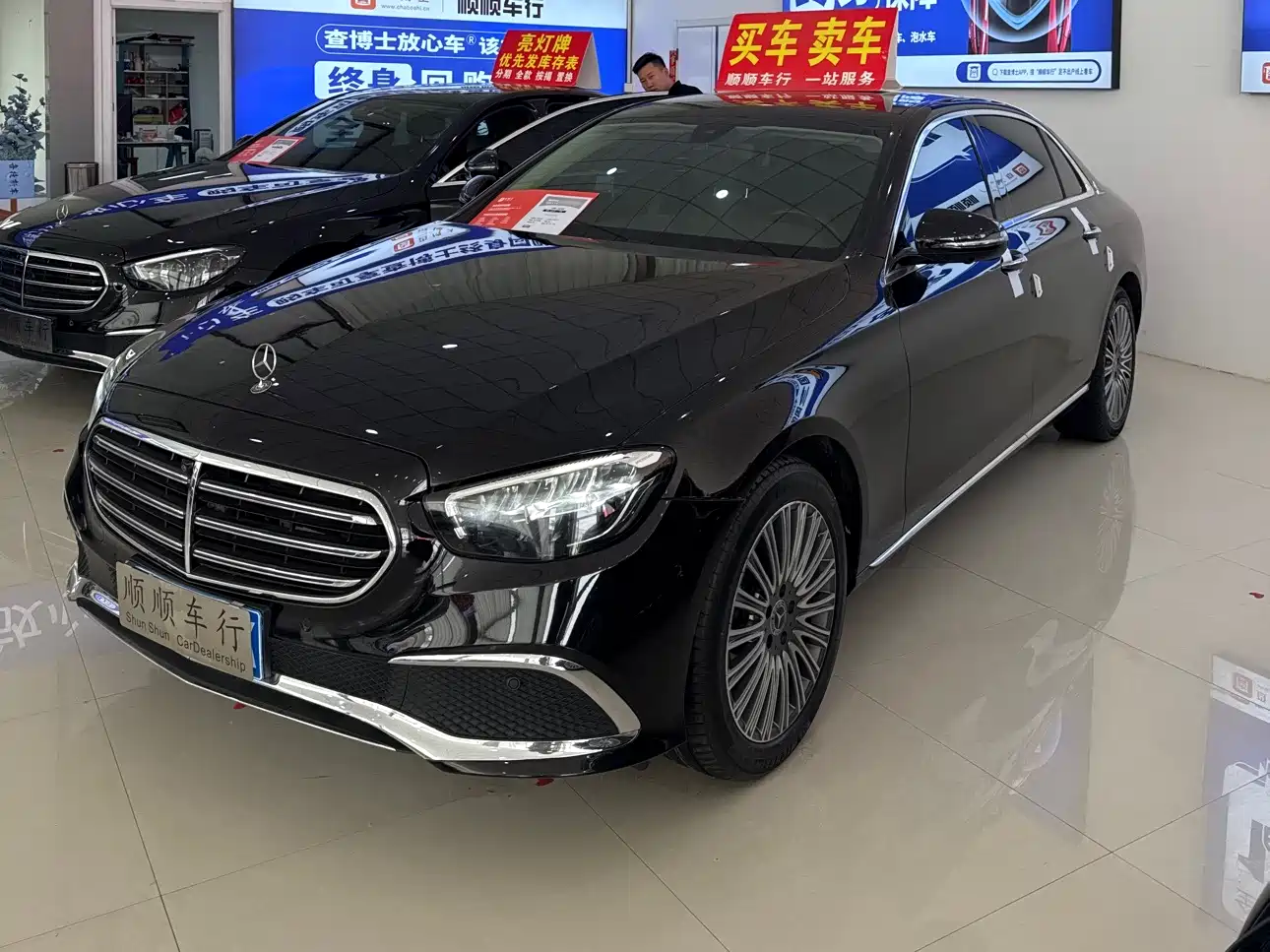 MERCEDES-BENZ E CLASS