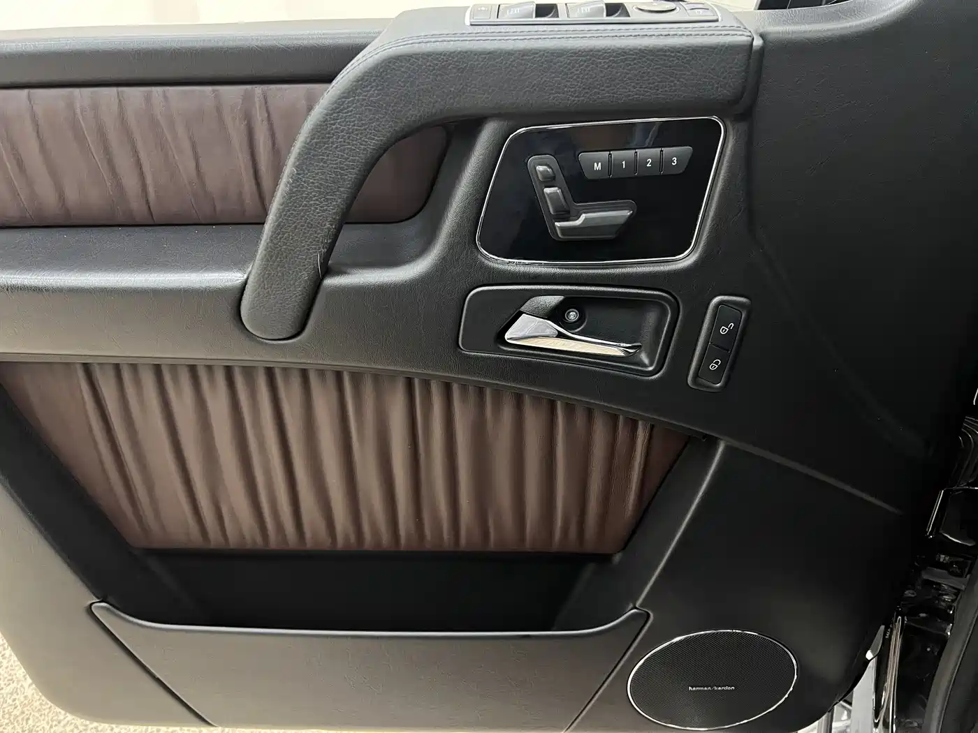 Mercedes-Benz G-Class 2016 G 500 фото 15