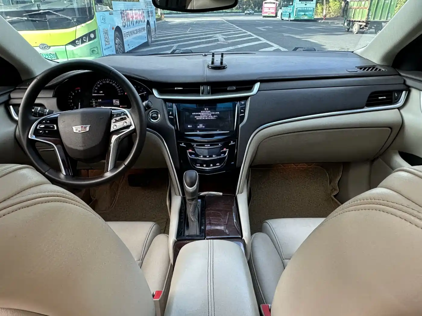 Cadillac XTS 2016 28T Technology фото 7