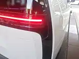 Фото 8 - Li Auto MEGA