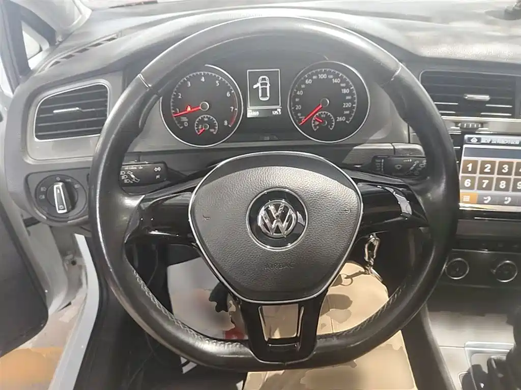 Volkswagen Golf 2015 1.4TSI Automatic Comfort фото 7