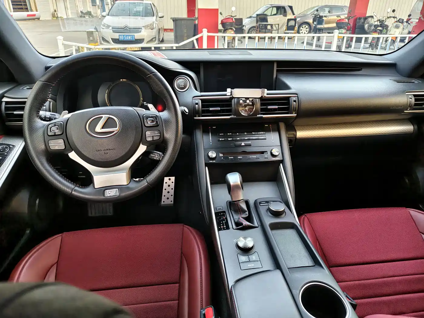 Lexus IS 2018 2017 300 F SPORT