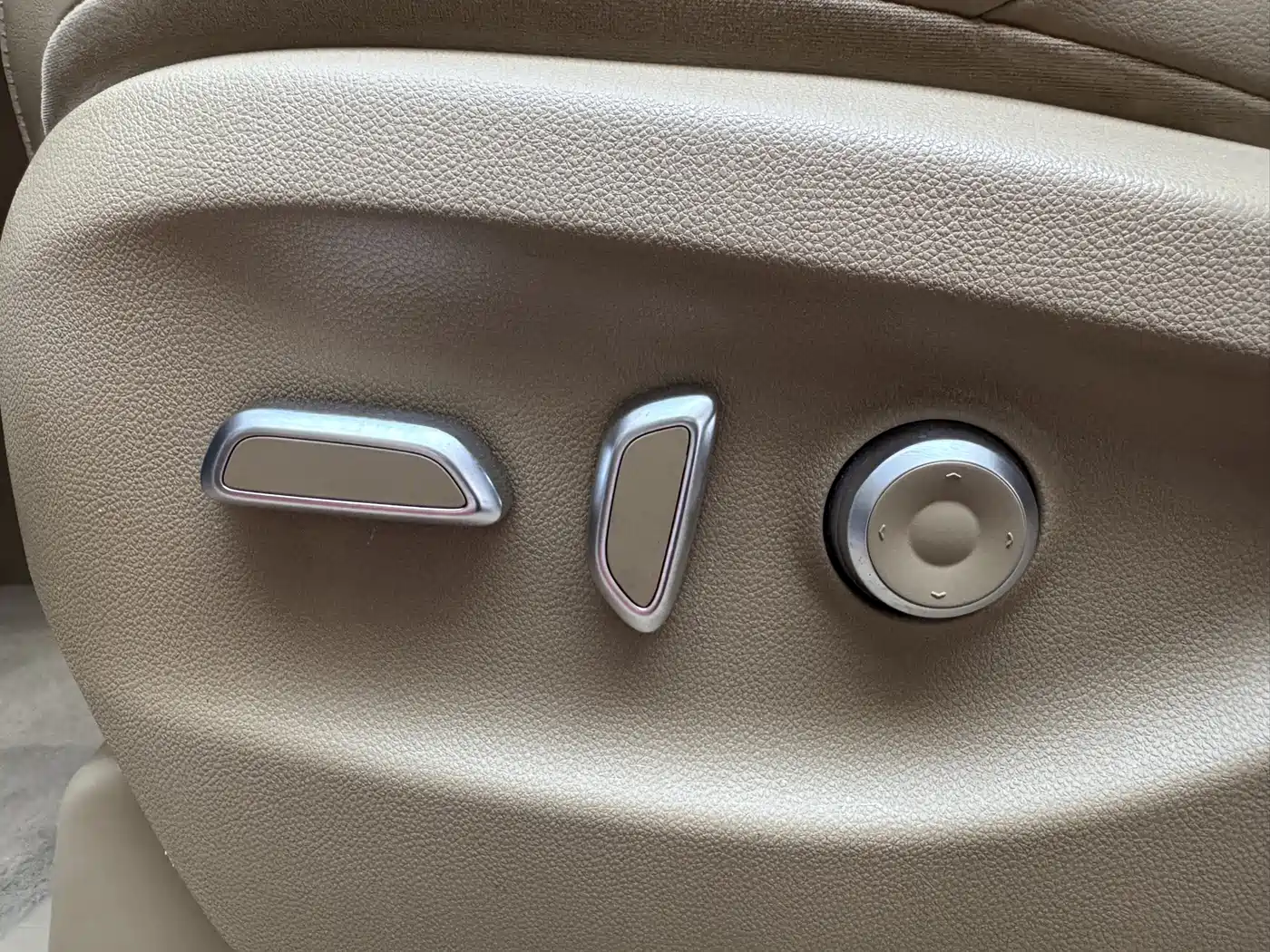 Фото 10 - Buick GL8