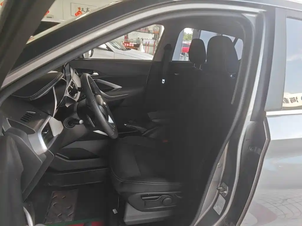 Photo 15 - Baojun 510