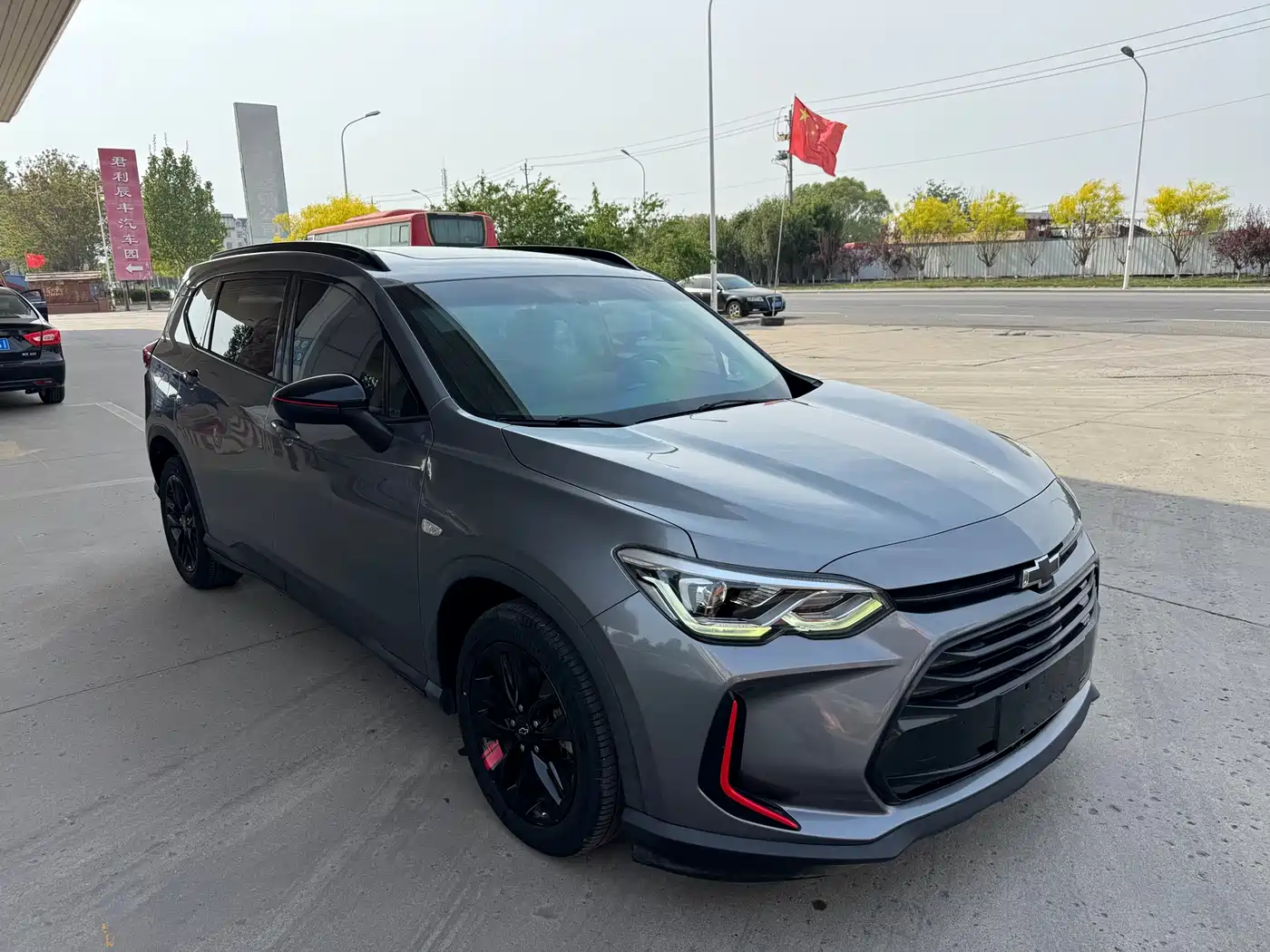 Chevrolet Volando 2018 Redline 530T Auto Premium Edition (5+2 seater) China V фото 3