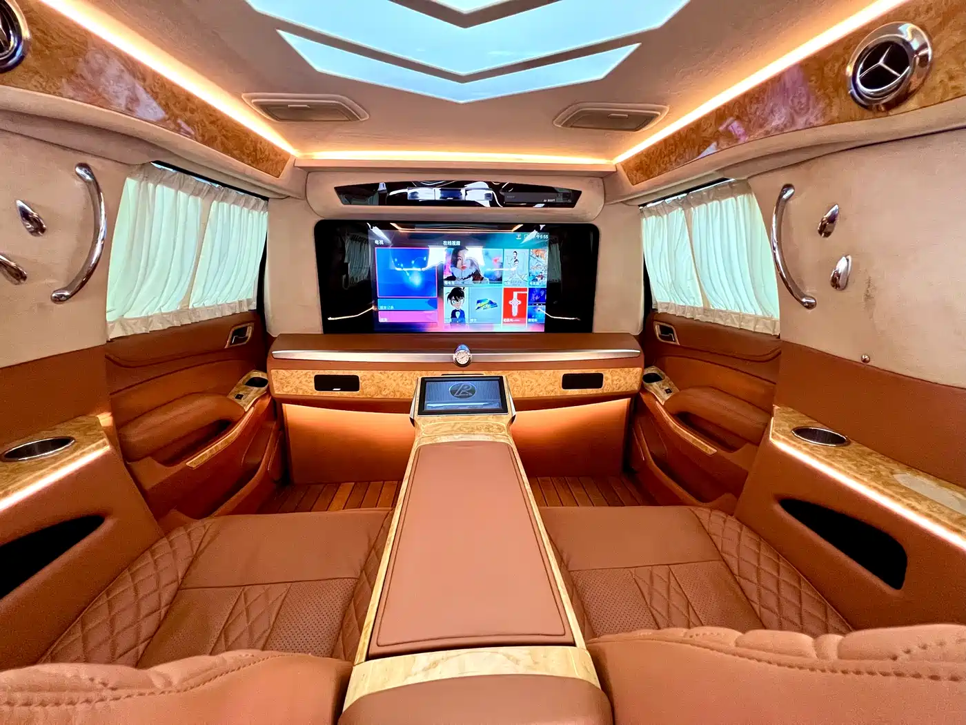 Daolangge GMC Yukon 2016 Model 5.3L XL Luxury Premium Extended 4WD фото 12