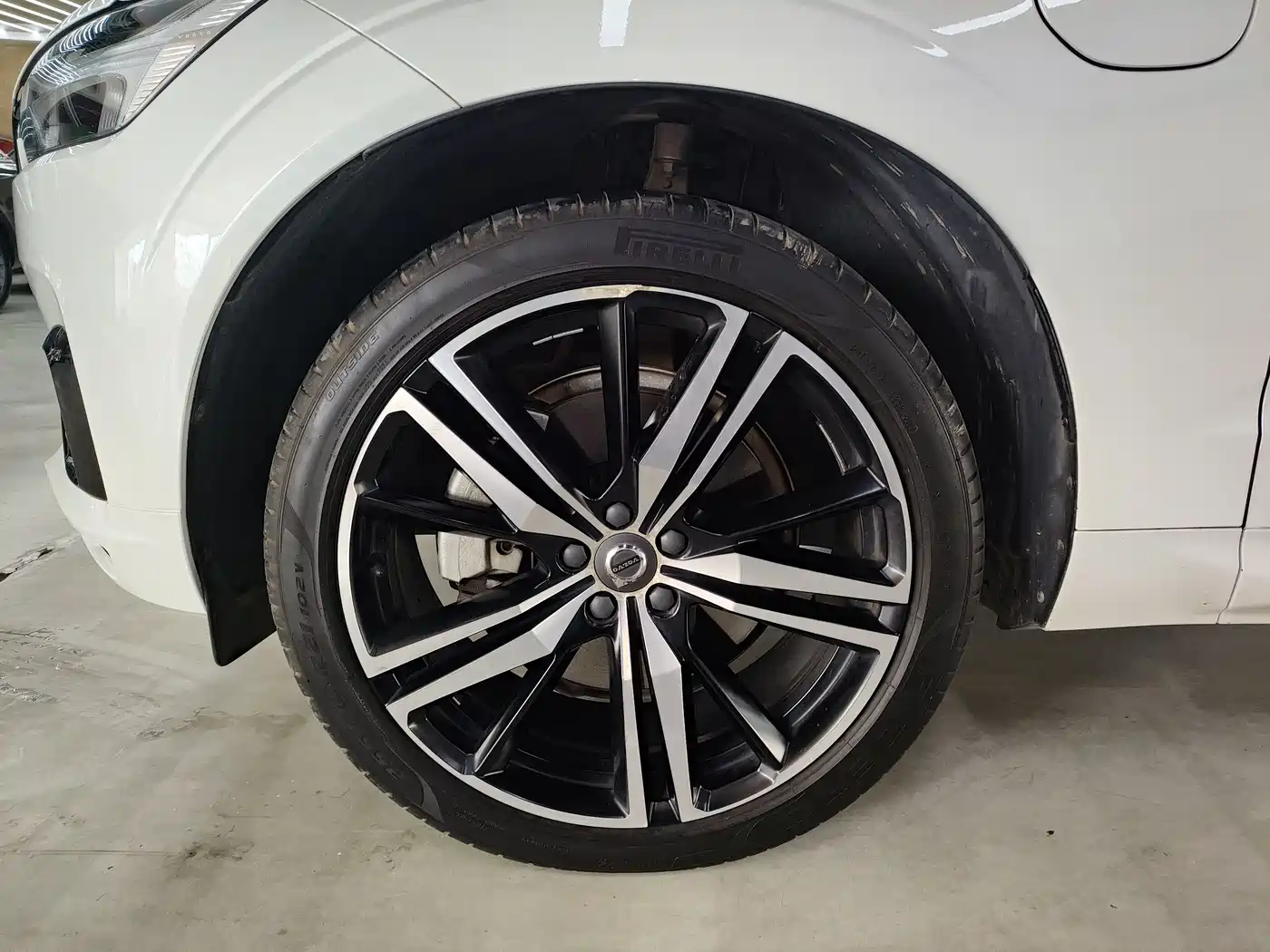 VOLVO XC60 PLUG IN HYBRID