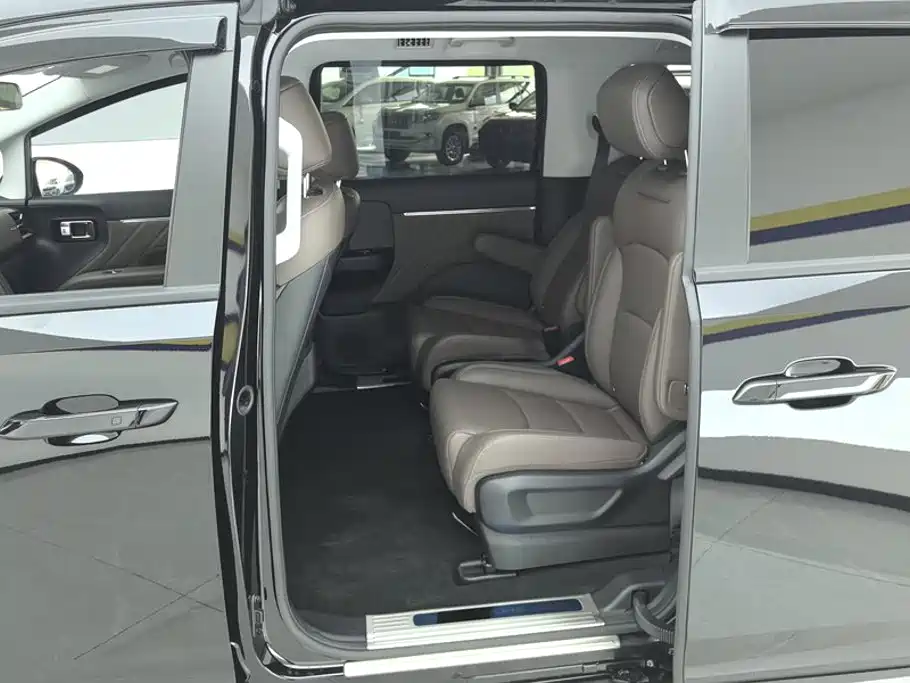 Wuling Motors Xingguang 730 New Energy 2026