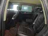 Фото 9 - Volkswagen Touareg