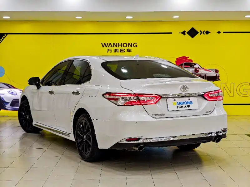 Toyota Camry 2023 2.0G Luxury Edition фото 7