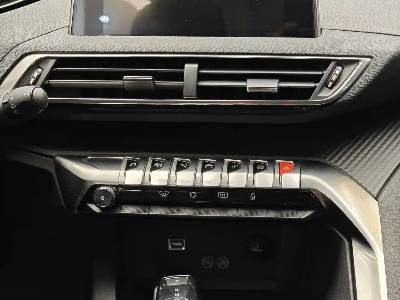 Peugeot 5008 2017 380THP 7-seat Elite Edition фото 17