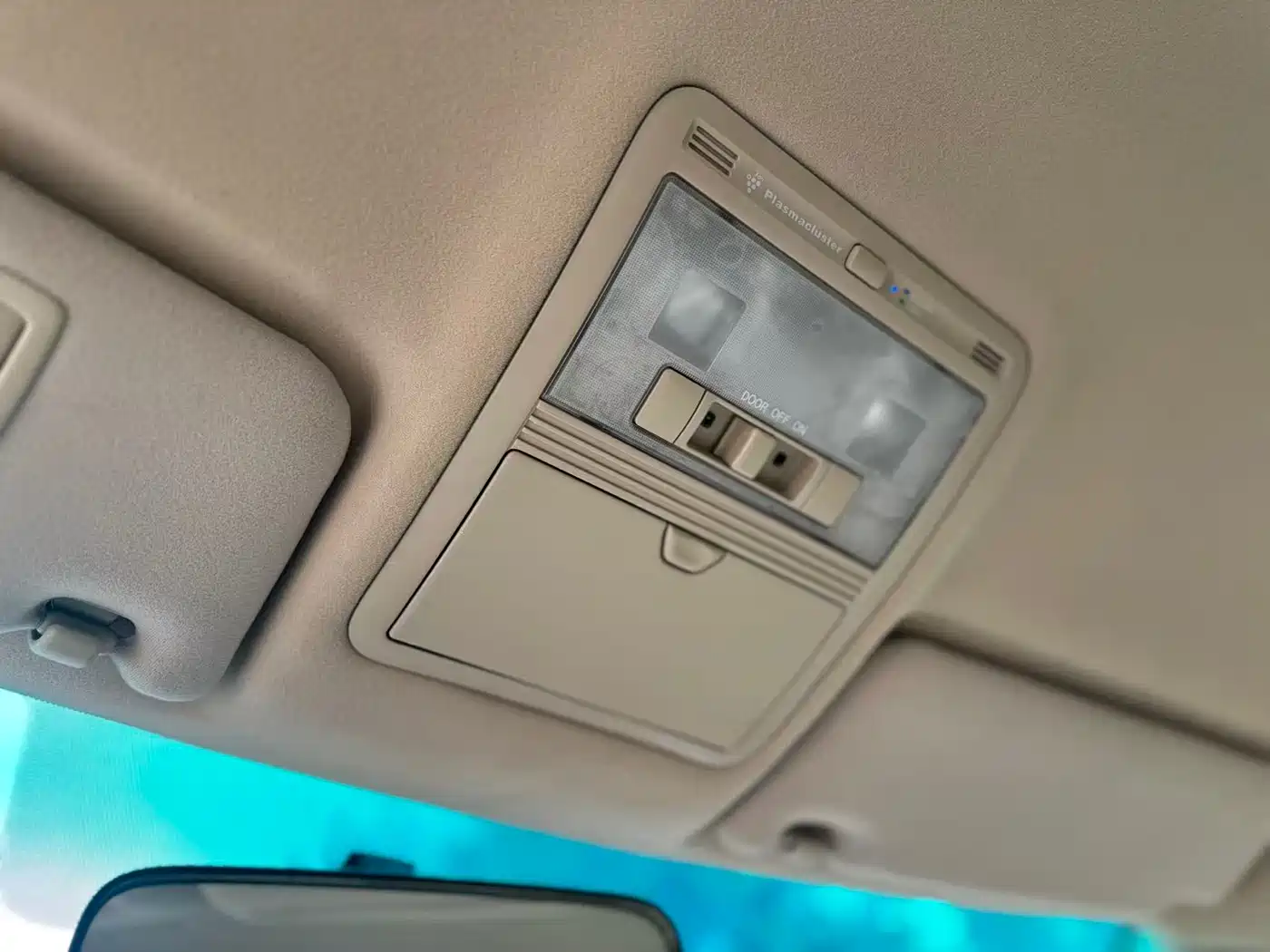 Toyota Crown 2006 2.5L Royal Leather Edition фото 15