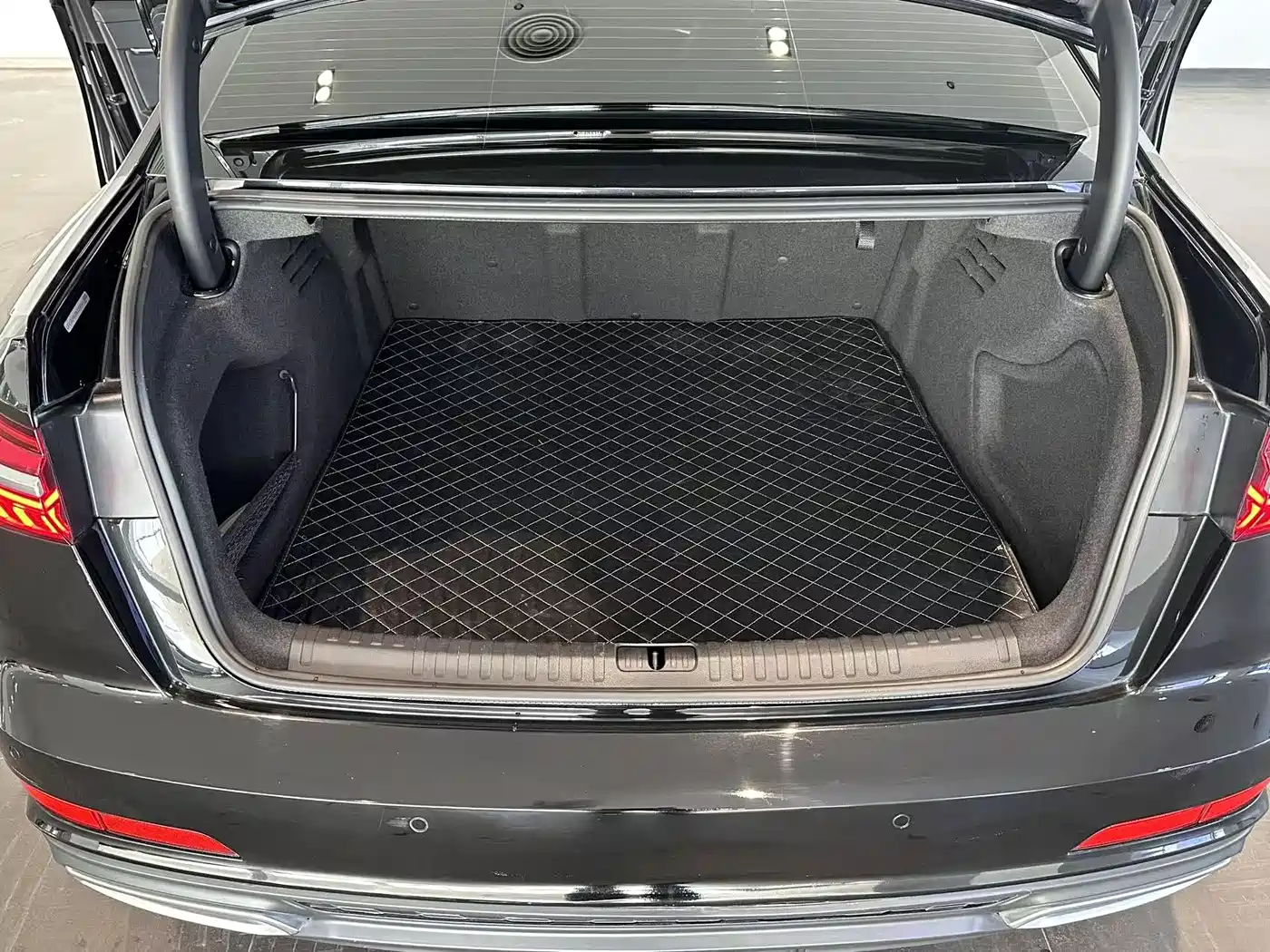 Audi A6L 2022 45 TFSI Premium Dynamic фото 6