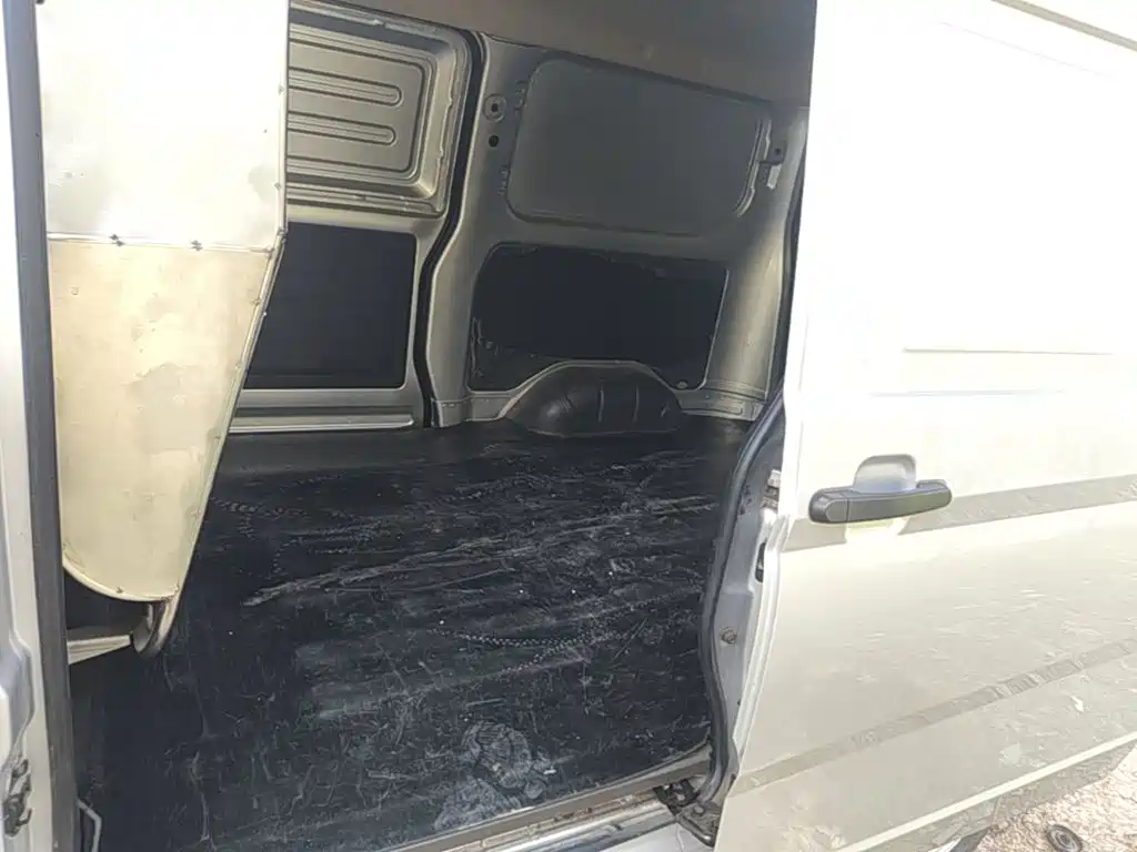 Wuling Motors Wuling Rongguang S 2022 2021 Model 1.2L Basic Enclosed Van 2-Seater LSI