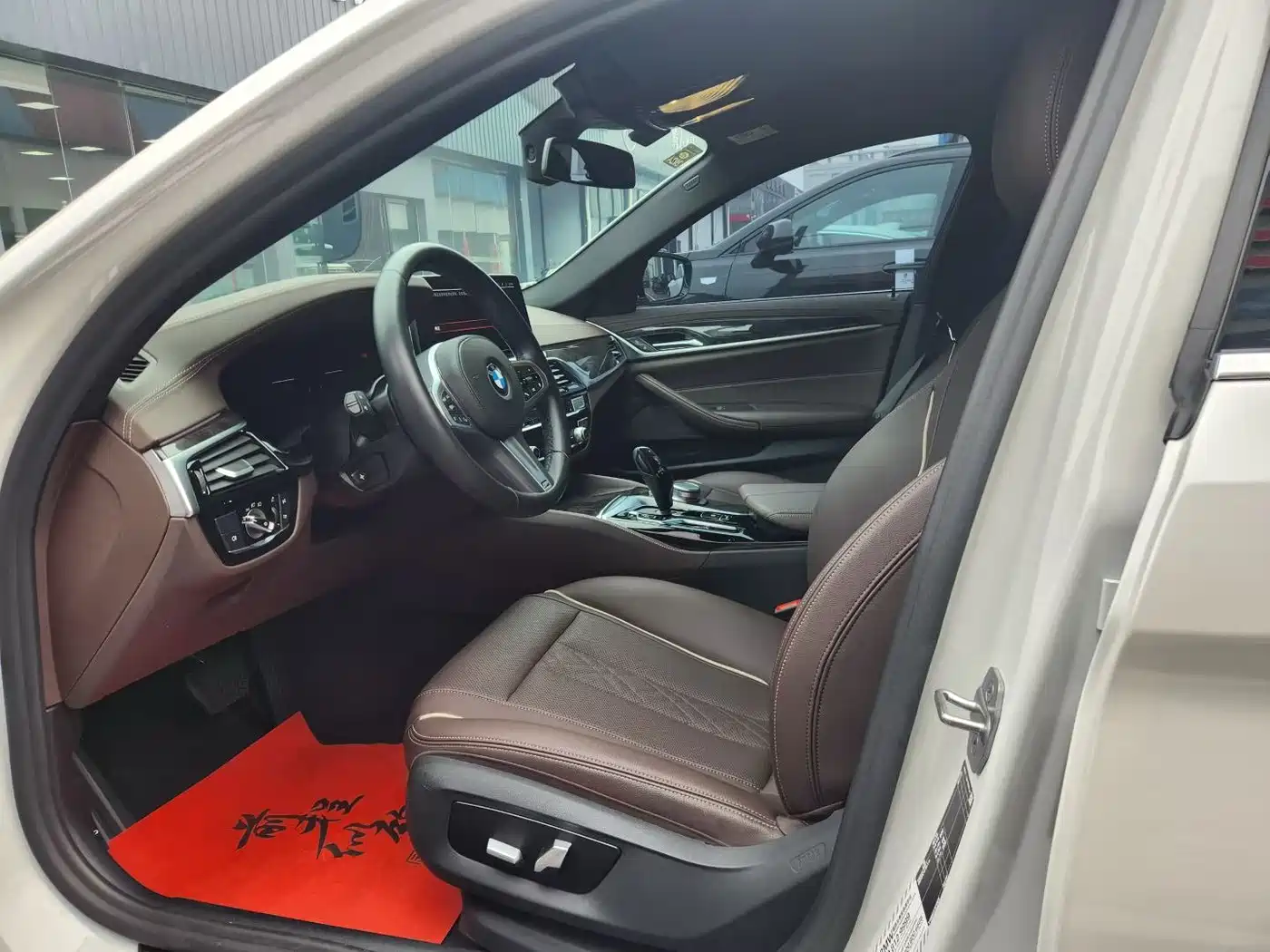 BMW 5 Series 2022 525Li M Sport Package фото 4
