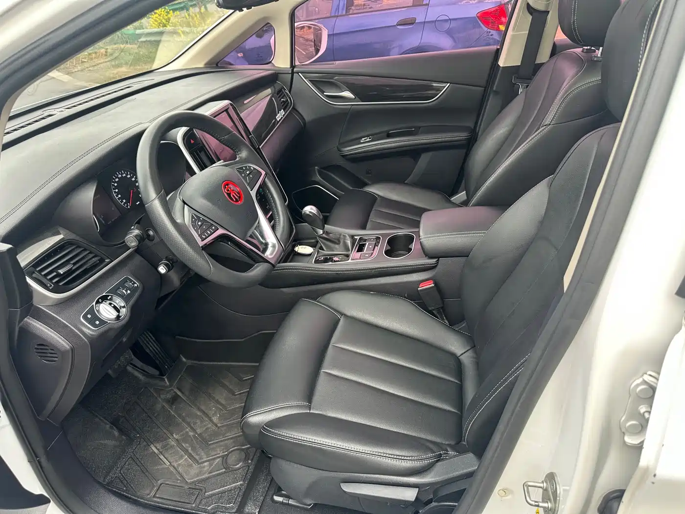 BYD Song MAX 2017 1.5T Auto Smart Elite 7-Seater фото 4