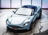 Фото 2 - Aston Martin DB11