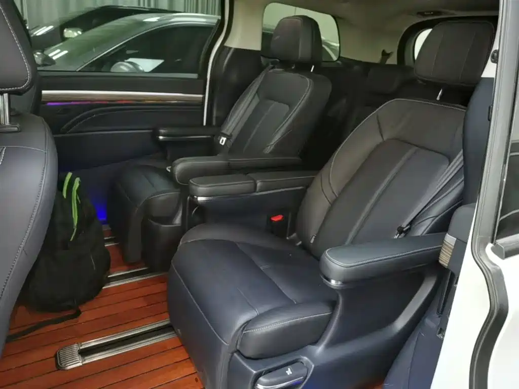 GAC Trumpchi Trumpchi M8 2021 Master Series 390T Prestige Edition фото 17