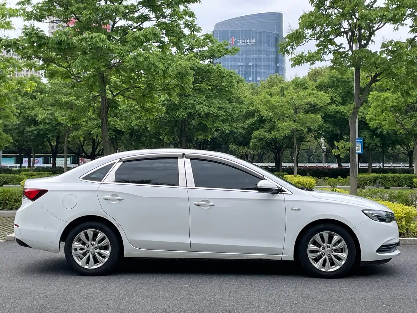 Buick Excelle 2021 Exemplar 1.5L Auto Elite фото 11