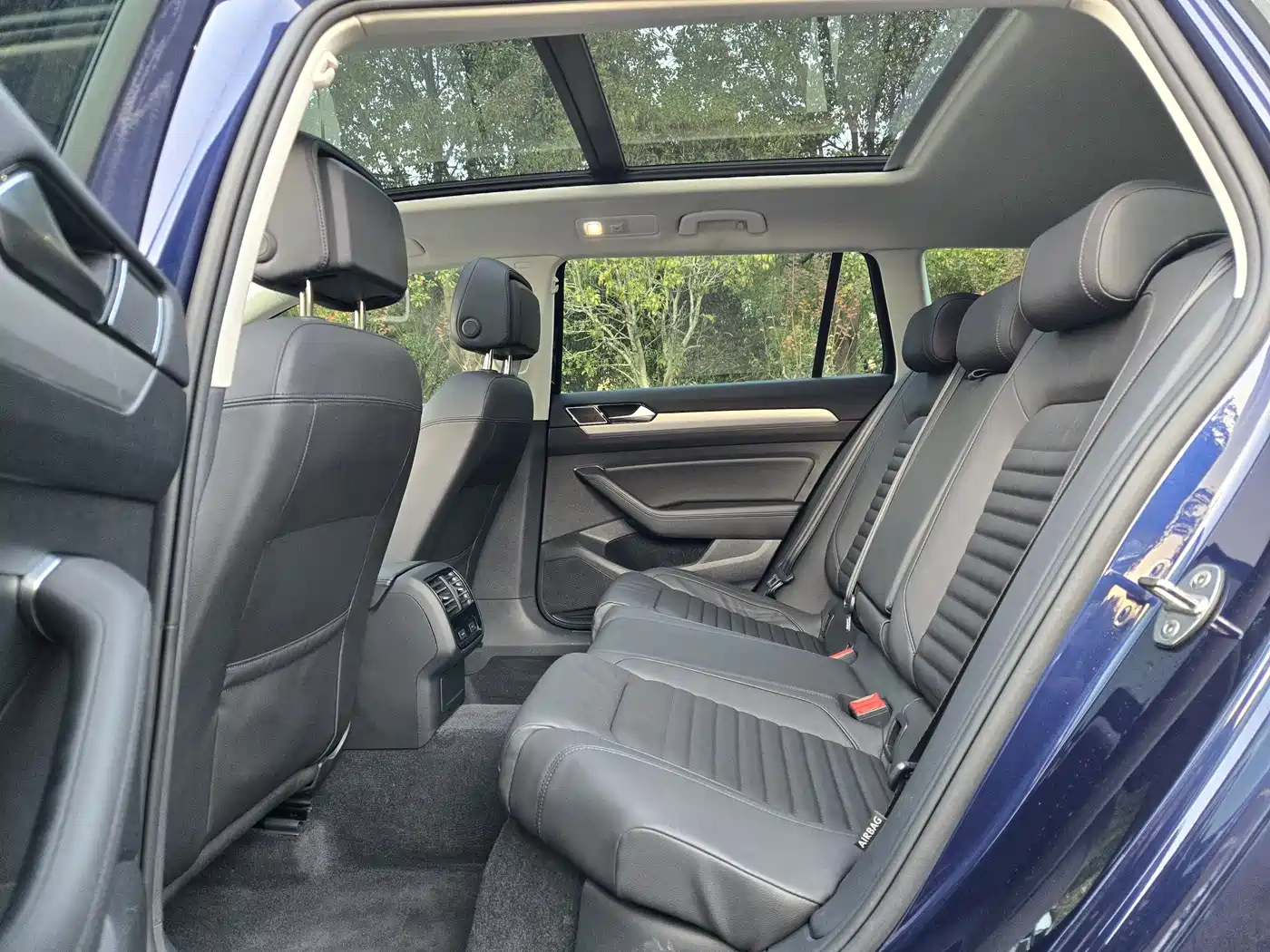 Volkswagen Weilan 2018 380TSI 2WD Comfort Edition фото 9