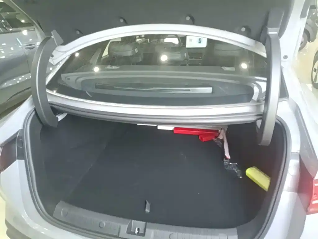 BYD Qin L 2026 2026 DM-i 128KM Progressive