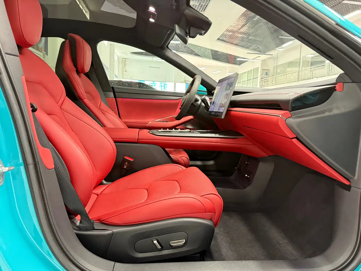 XIAOMI CAR XIAOMI SU7