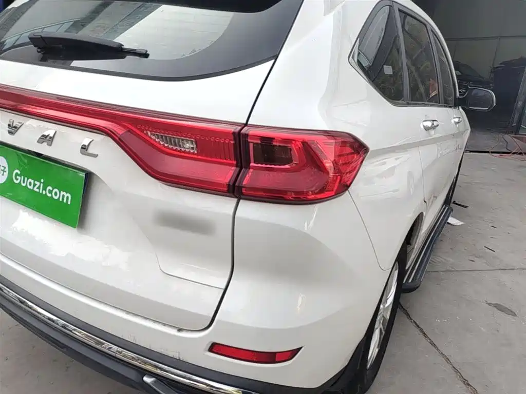 Haval M6 2021 PLUS 1.5T DCT Elite Smart Connect фото 8