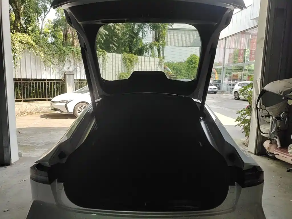 Changan UNI-V 2026 2024 1.5T Deluxe Sport