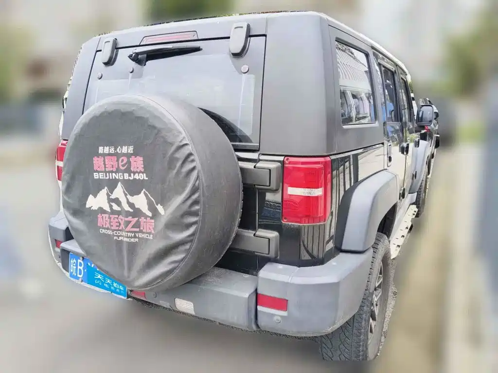 BAIC ORV Beijing Offroad BJ40 2016 2016 40L 2.3T Manual 4WD Premium Edition