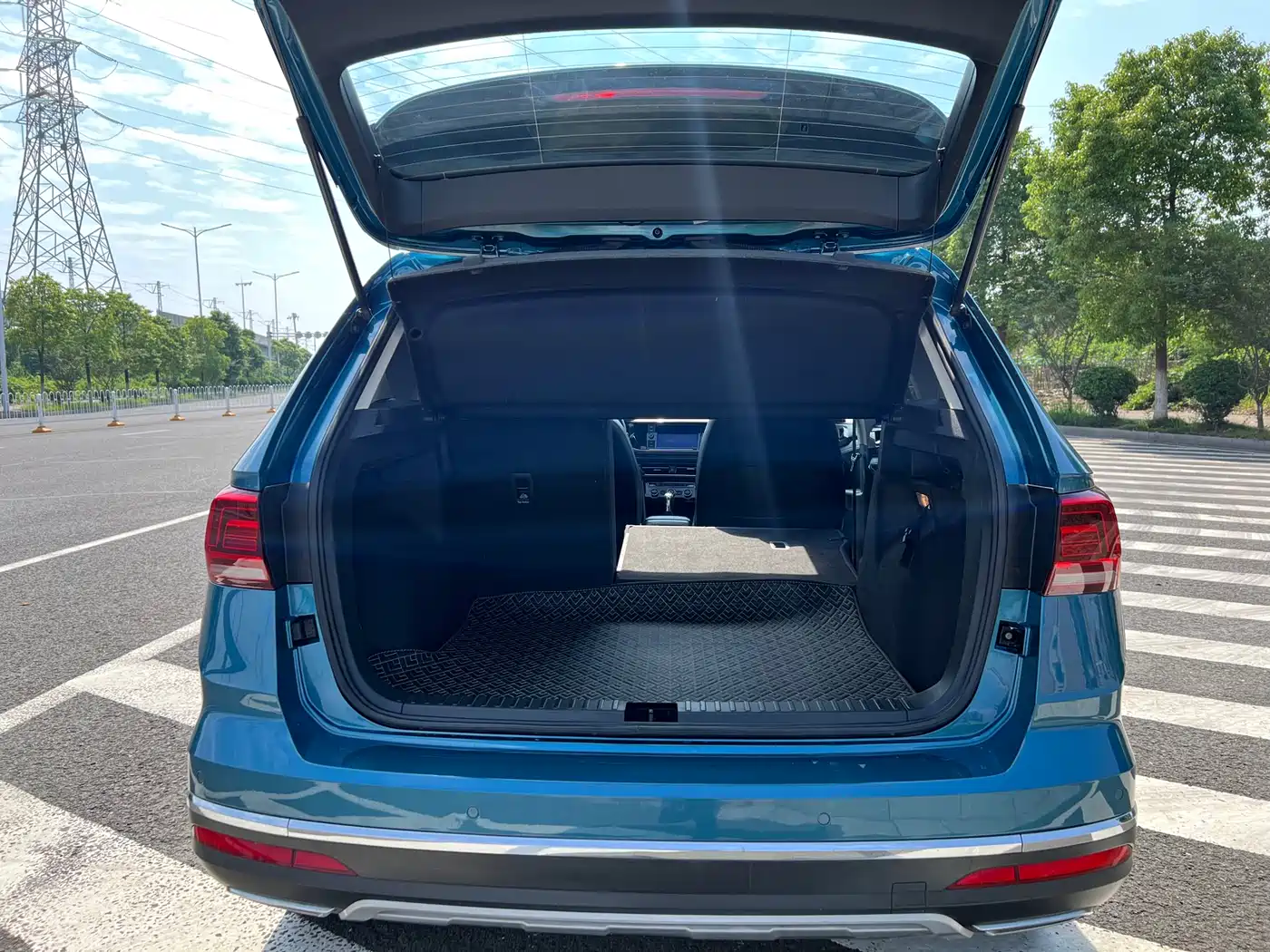Volkswagen Tharu 2019 330TSI AWD Luxury Edition China VI фото 5
