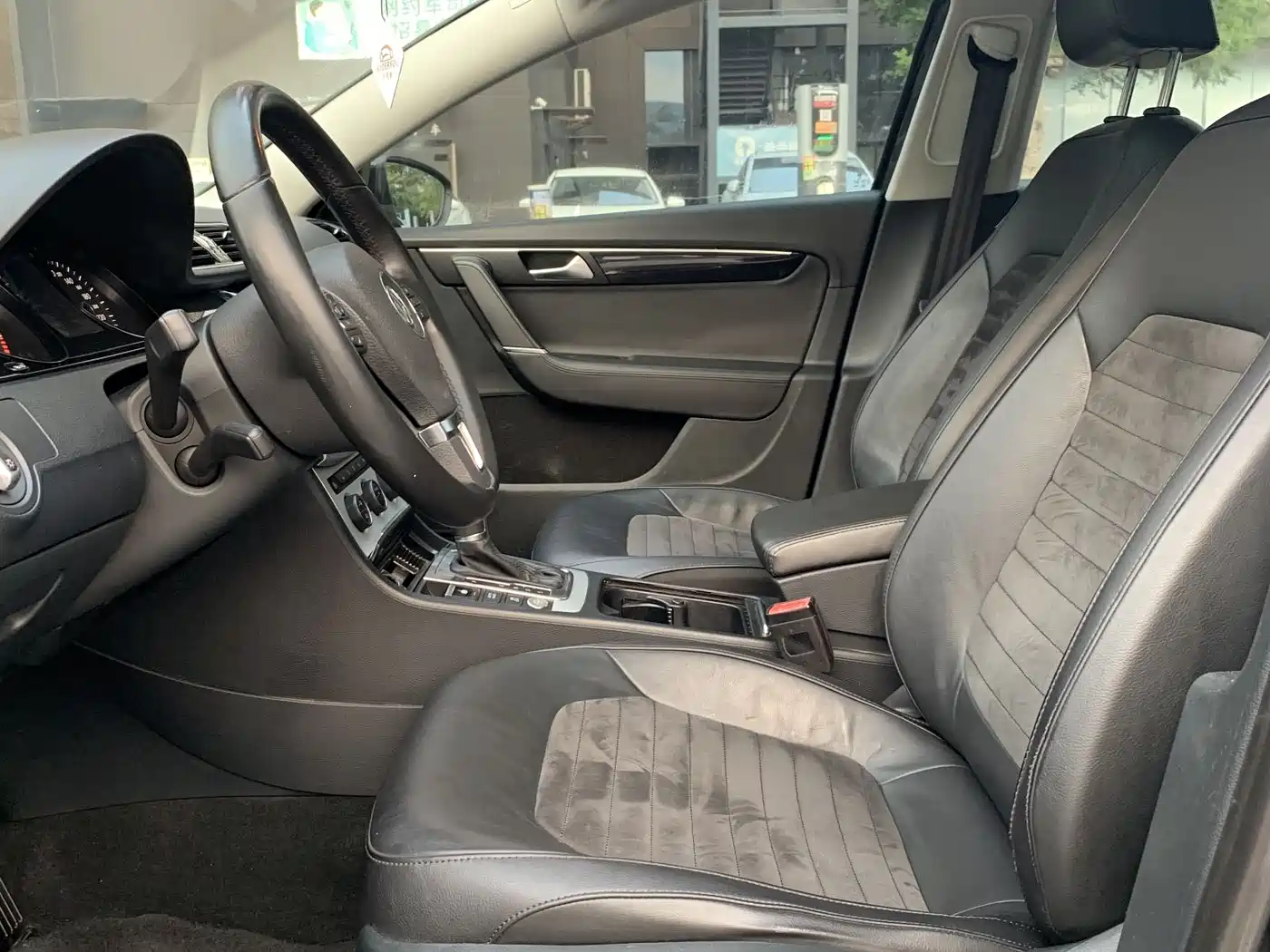 Volkswagen Magotan 2015 Facelift 1.8TSI Luxury фото 5