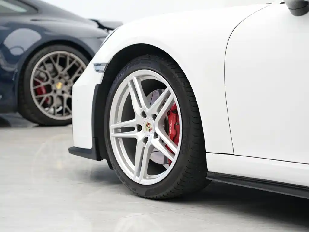Photo 9 - Porsche 911